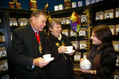 DORCHESTER: Gilded Teapot wins small business award